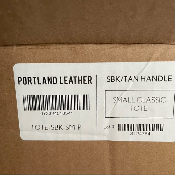 Shadow Black with Tandles Small Tote fresh out of the Pre-Order Sales - Picture 2 of 5